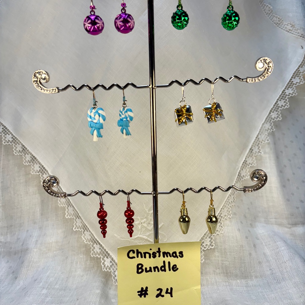 Handcrafted Christmas Gift Earrings Bundle 6 Colors Styles Nostalgic Colorful 18$
